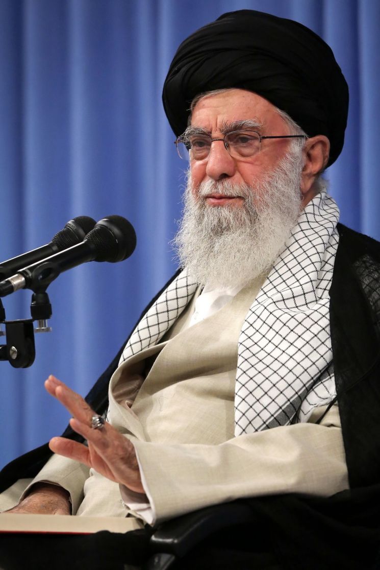 이란 최고지도자 "미국과 협상하지 않는다…그들 전략은 실패"