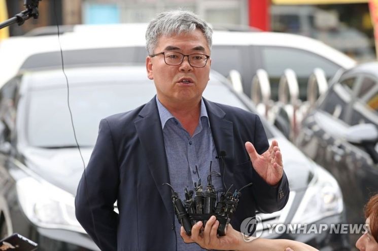 "검찰이 확실하게 흘린 사건" 박훈 변호사, 검찰 조국 수사 비판