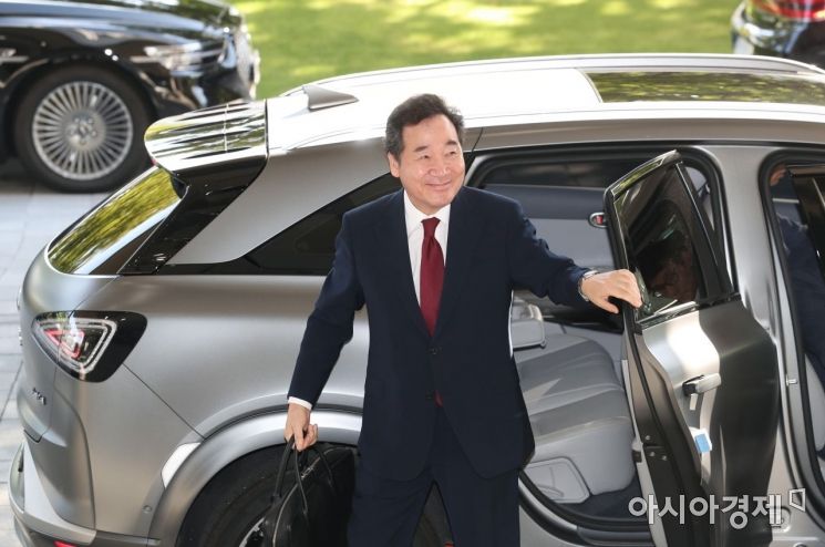 [포토]밝은 표정의 이낙연 국무총리 