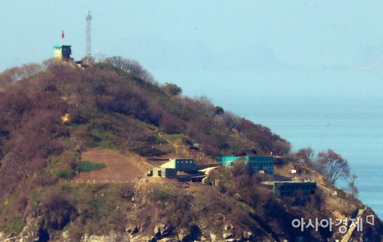 [포토] 북한군 시설물 설치된 함박도