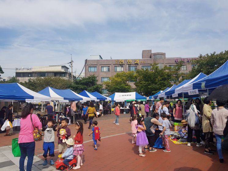 중랑구 면목역광장서 ‘즐·기·자 플리마켓’ 개최