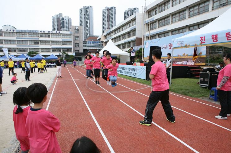 성동구, 아파트공동체 형성 위한 한마음 체육대회 개최