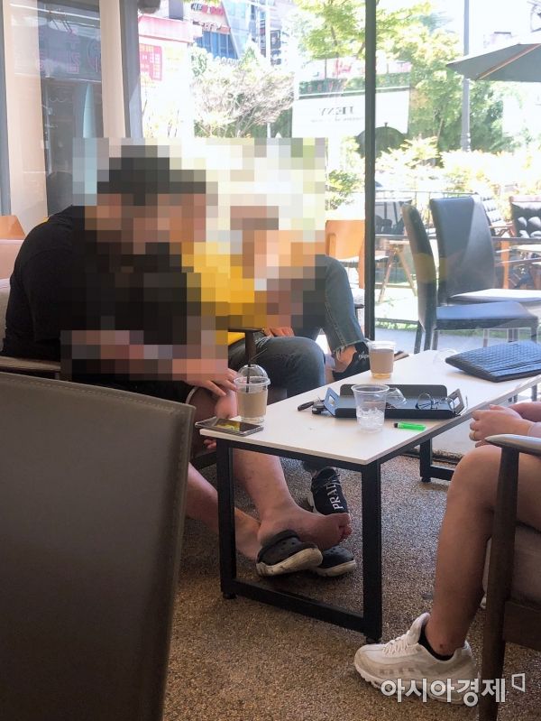 매장 내 일회용 컵 사용 규제 1년…버젓이 사용 중