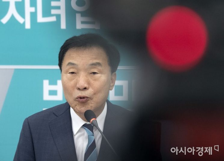 손학규·유승민의 ‘마이웨이’…통합개혁정당 vs 중도보수신당