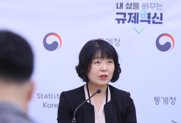 '산업활동 반짝 상승 불구, 경기 바닥은 아직…'