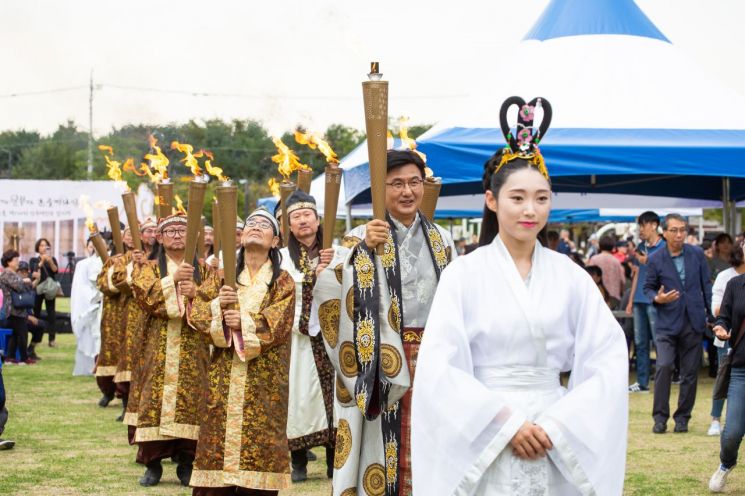 '제19회 한성백제문화제'...송파구민(68만)보다 많은 75만명 '참여'