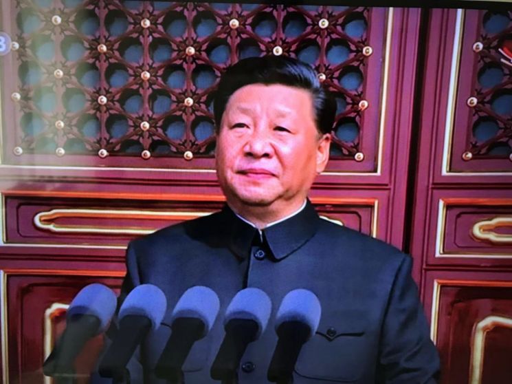 시진핑 중국 국가 주석이 1일 톈안먼에서 신중국 건국 70주년 기념연설을 하고 있다. 사진: 중국중앙(CC)TV 영상 캡쳐