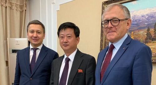 청와대에 '겁먹은 개' 조롱한 北권정근 미국 국장 교체