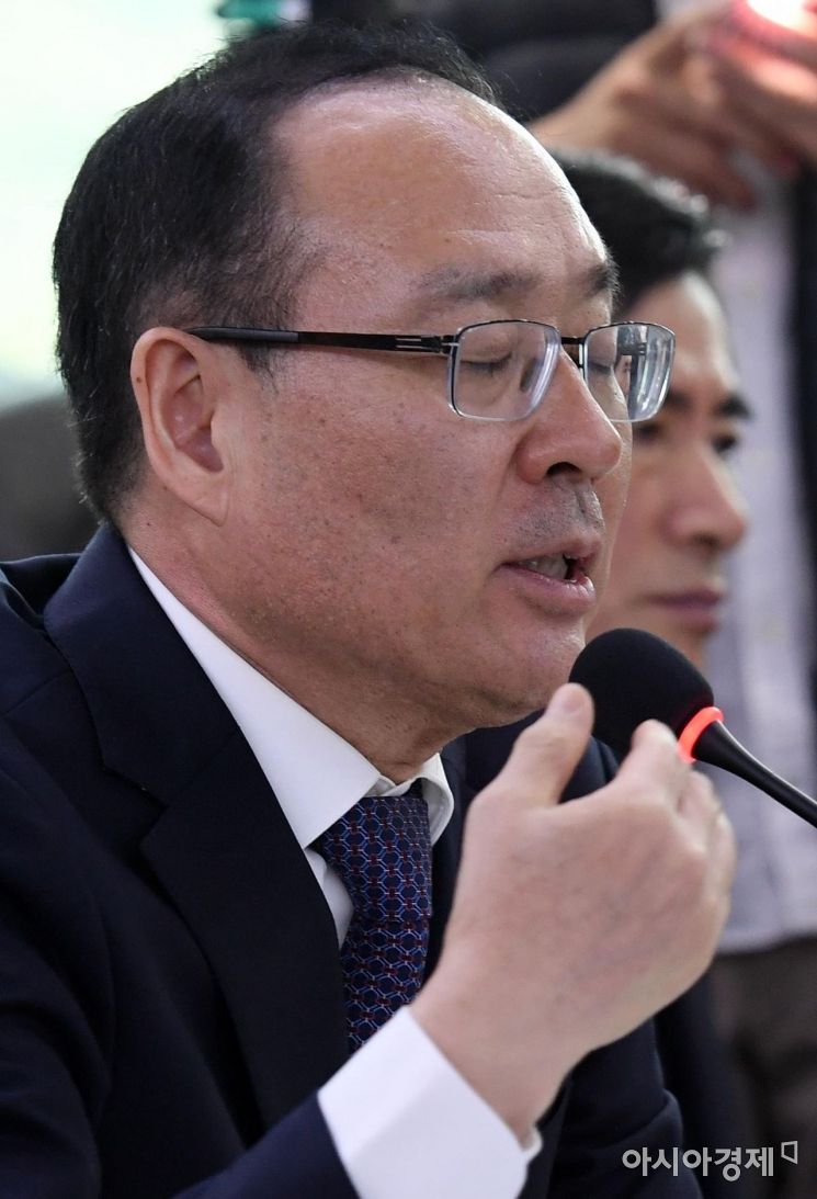 [포토] 감사위원 질의 답변하는 오세정 총장 