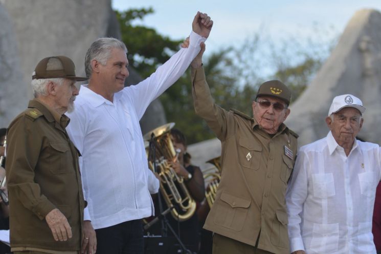쿠바, 43년만에 대통령직 부활…정계 세대교체 가속화