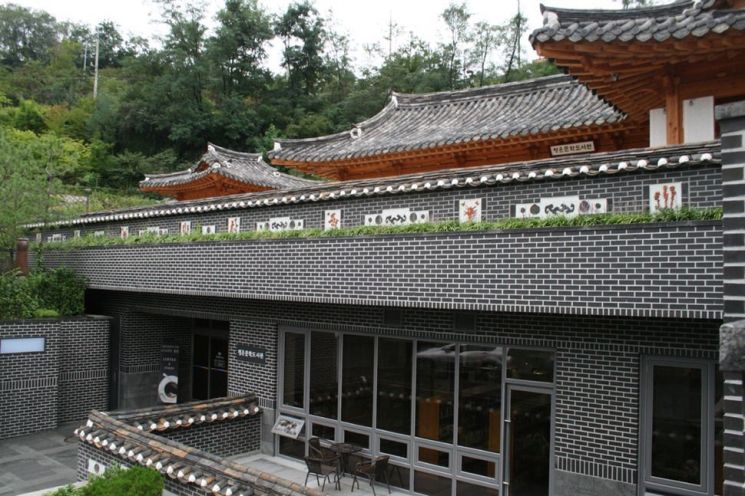 한옥 형태로 지어진 서울 종로구 청운문학도서관 (제공=국토교통부)