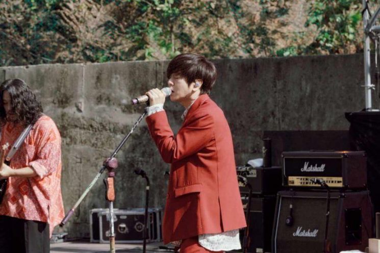 YB 윤도현 "정규 10집 위해 산에 머물며 음악 작업했다"