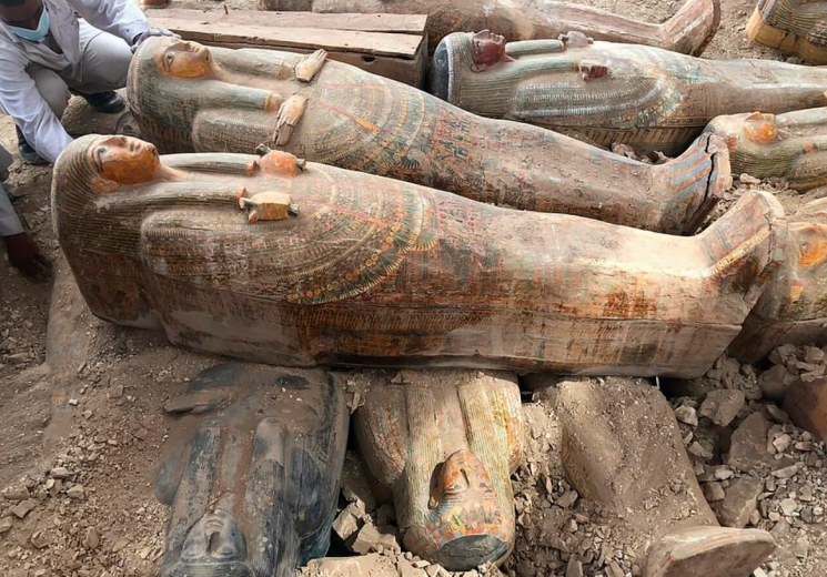 이집트의 도시 룩소르에서 목관 20여 개가 발견됐다/사진=영국 데일리메일 캡처
