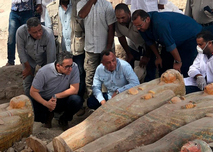 이집트의 도시 룩소르에서 목관 20여 개가 발견됐다/사진=영국 데일리메일 캡처