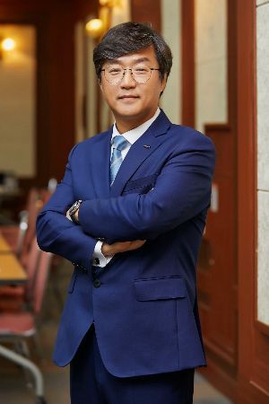 신일 정윤석 대표, 평창동계올림픽 국무총리 표창 수상