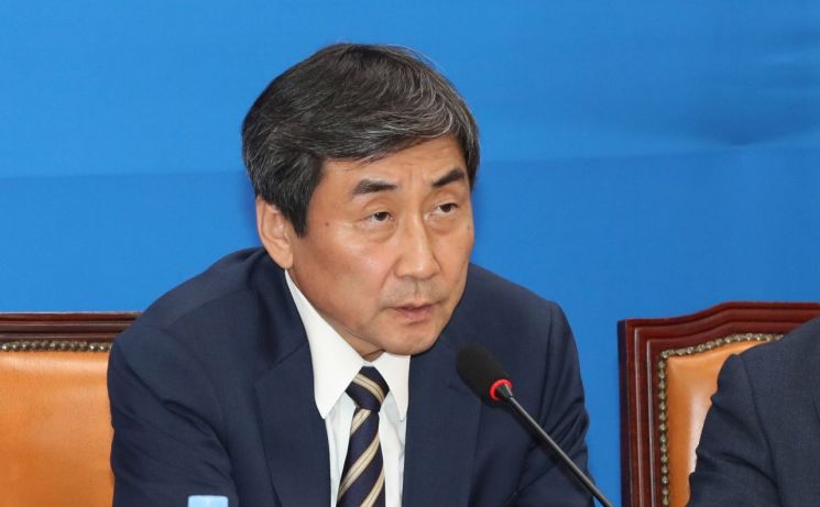 이종걸 "공수처, 황교안 같은 사람 조사"…한국당 "저렴한 패악질"