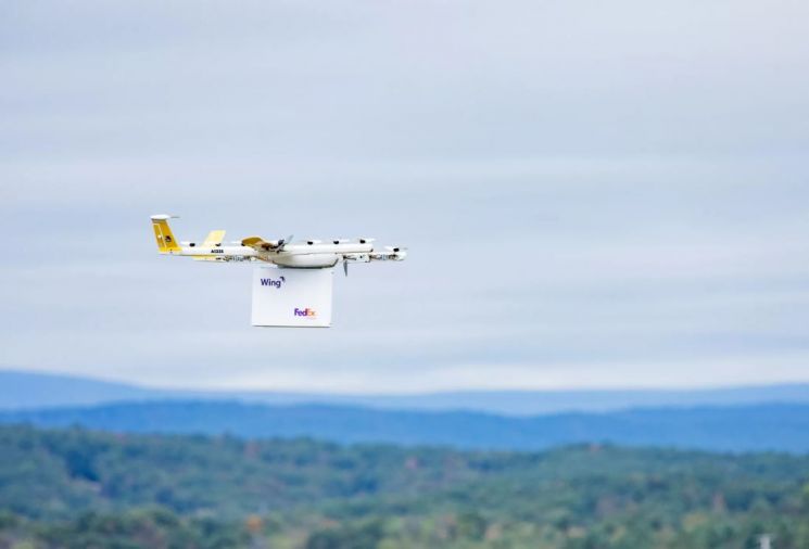 구글 드론 계열사 윙, 美서도 드론배송 개시  