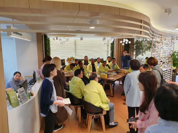 라오스 등 동남아시아 3개국 관계자 서초모자보건지소 견학