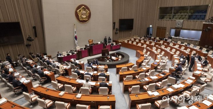 [포토] 강기정 논란에 국회 예결위 파행