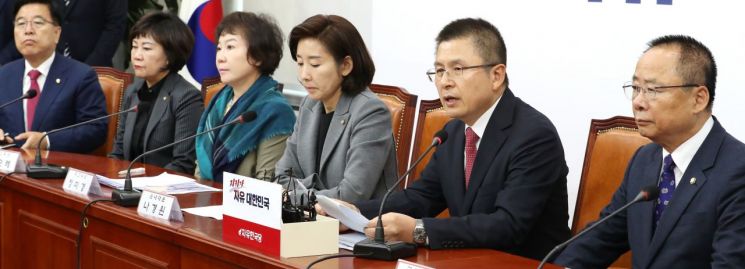 한국당 초·재선, '중진 물갈이론' 확산…공감 속 '타깃 쇄신' 우려도