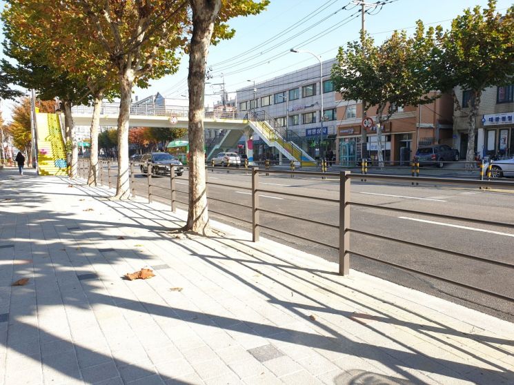 중랑구, 노후·울퉁불퉁한 보도블록 교체 