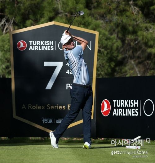 로즈 "5언더파 스타트"…"터키가 좋아~"