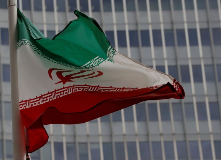IAEA "이란, 핵협정서 금지하는 시설에서 우라늄 농축 시작"