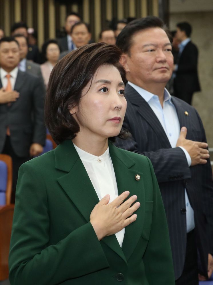 한국당 나경원, 이르면 13일 패스트트랙 관련 검찰 출석        