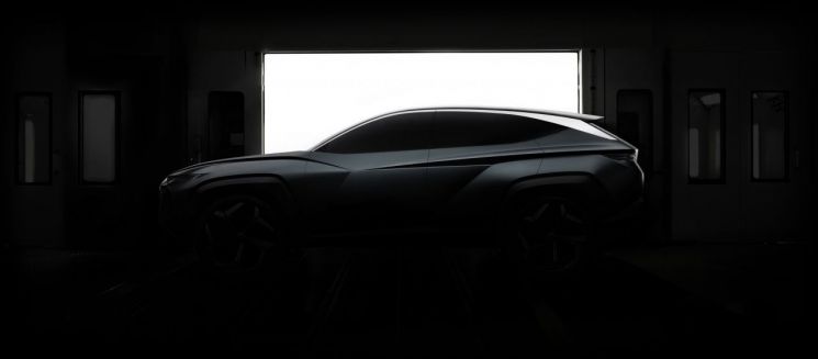 현대자동차가 ‘2019 LA오토쇼’에서 공개 예정인 플러그인 하이브리드 SUV 콘셉트카 티저 이미지(사진=현대차)