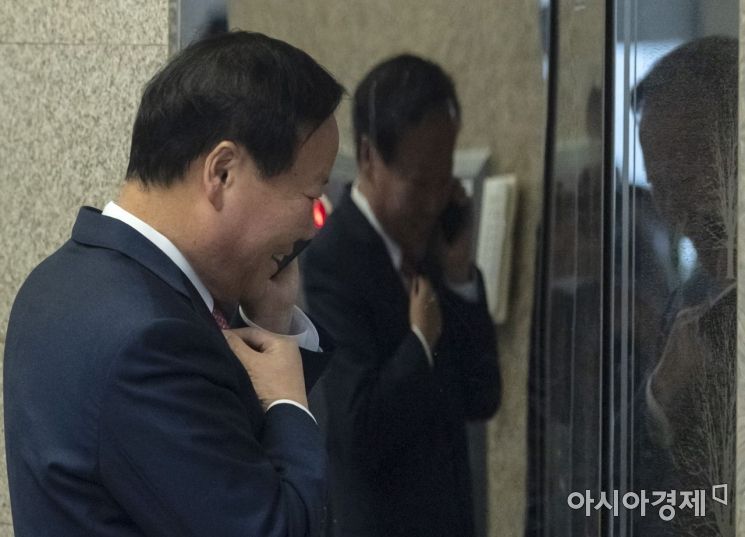 [포토] 회의 참석하는 김재원 예결위원장
