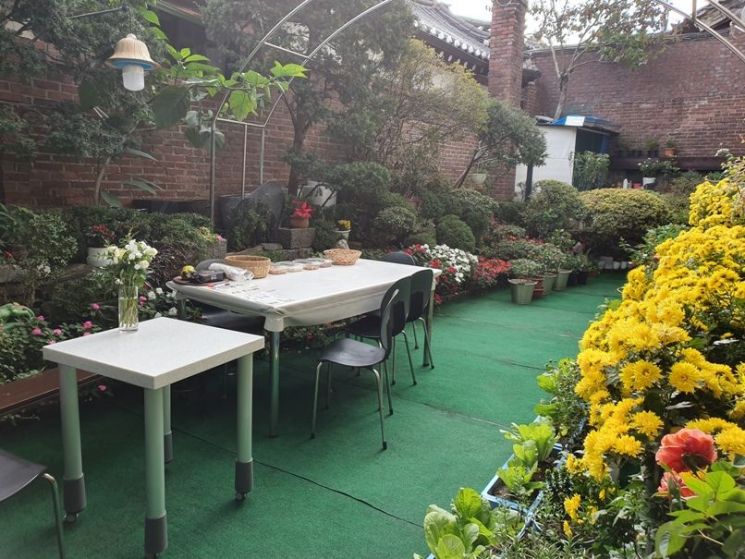 종로서 제일 ‘잘 가꾼 집’ 어디?... ‘북촌로9길 9번지’ 주택