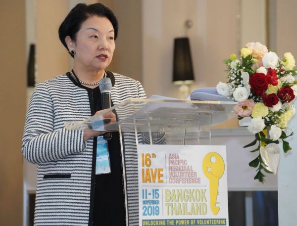 지난 15일 태국 방콕에서 진행된 ‘IAVE 아시아·태평양 자원봉사 콘퍼런스’에서 민희경 CJ제일제당 사회공헌추진단장이 'Stronger together'를 주제로 기조연설을 하고 있다.