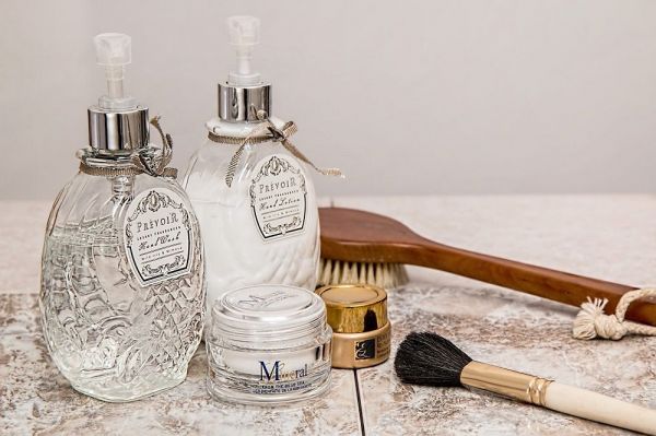 유색병 사용 제한 한 달 앞…업계 "산업 특성 몰이해 '탁상행정' 불만 고조"