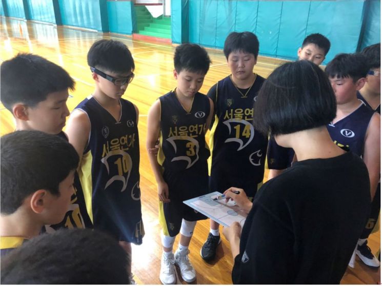 [박강자의 농구 이야기 6] '농구 선생님' 임혜영 연가초 코치 ①