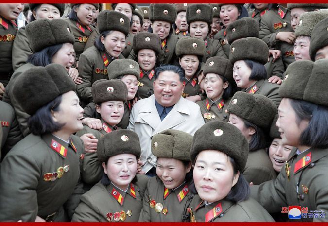 [속보] 김정은, 인민군 여성중대 시찰 "참된 당의 딸들"