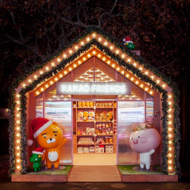 카카오 '라이언', 유럽에도 떴다…英 런던 팝업스토어 개장