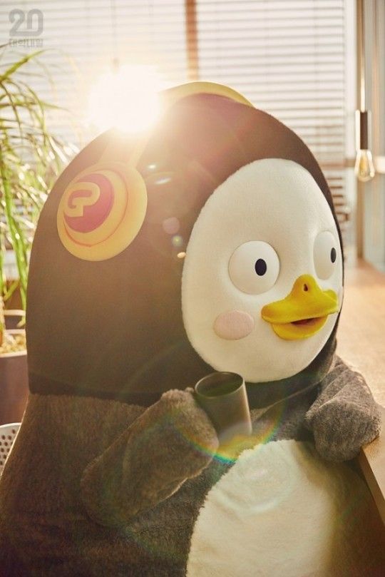 펭수, 대학내일 표지 모델 장식 "어른 돼도 펭수답게 살 것…펭러뷰"