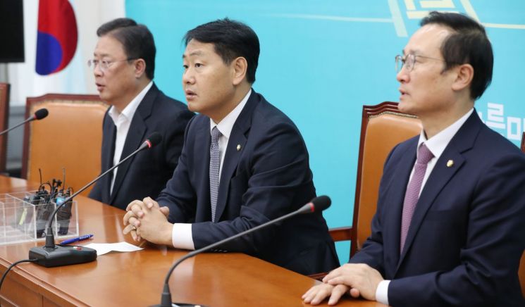 김관영 “선거제 개혁, 지금도 늦었다…한국당 협상에 나와라”