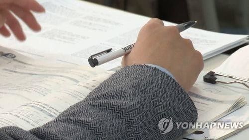 "학원 안 가면 과외하겠죠" 학원일요휴무제, 수험생·학부모 목소리 들어보니