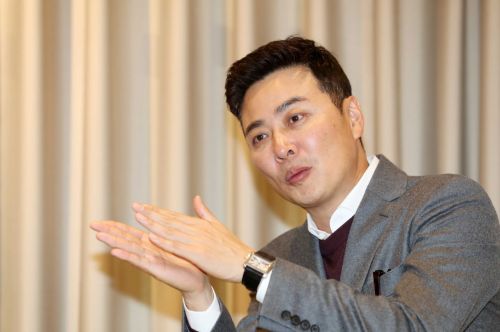 드라마 '도깨비' 공유 앉았던 그 식탁…'원조 동대문 신화' 부부 CEO 作品