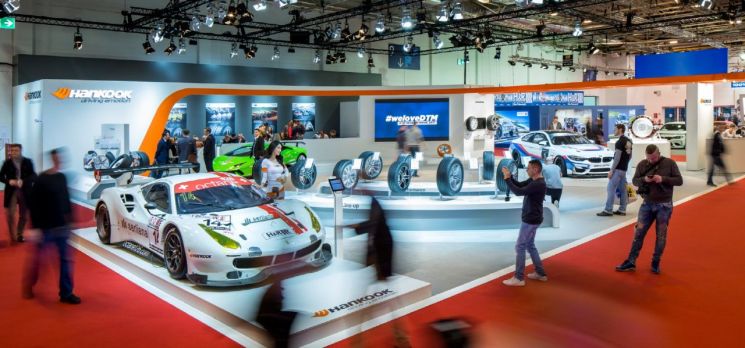 한국타이어, '2019 에센 모터쇼'서 초고성능 타이어 전시