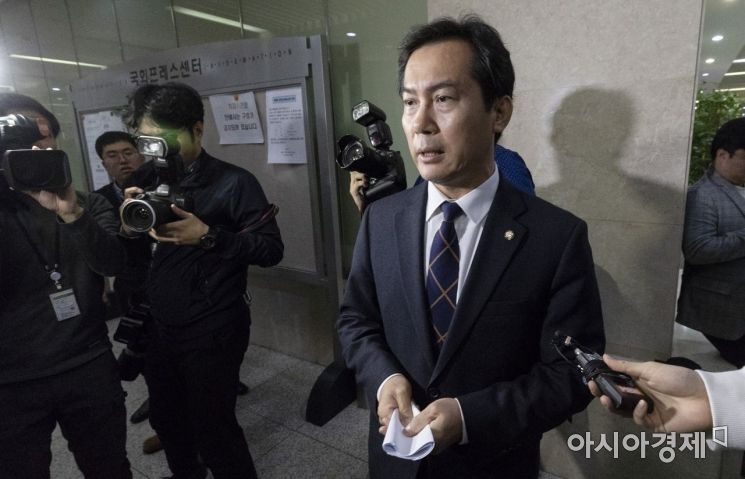 [포토] 김영우 한국당 의원, 내년 총선 불출마