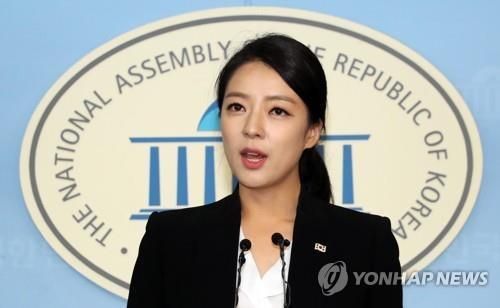 배현진 "SNS 찾아와 다투는 것 그만…제 인생, 선택 이어갈 것"