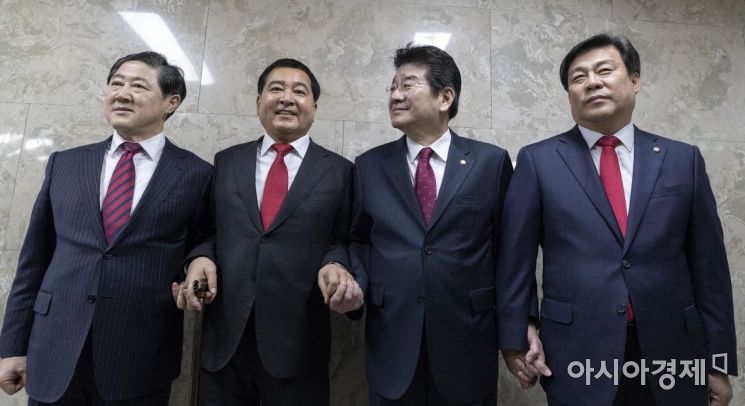 [포토] 나란히 선 한국당 원내대표 후보들