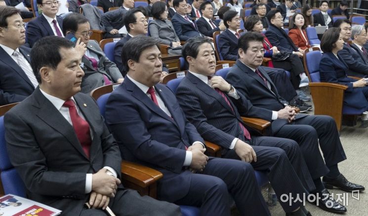 [포토] 나란히 앉은 한국당 원내 후보들