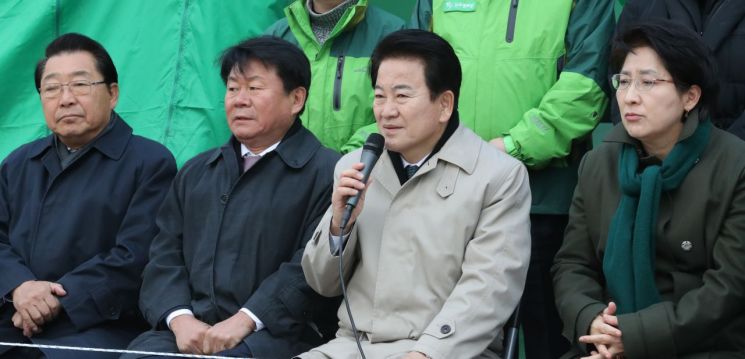 정동영 "민주당, 한국당과 막판 야합 가능성…여당 몰락의 길"