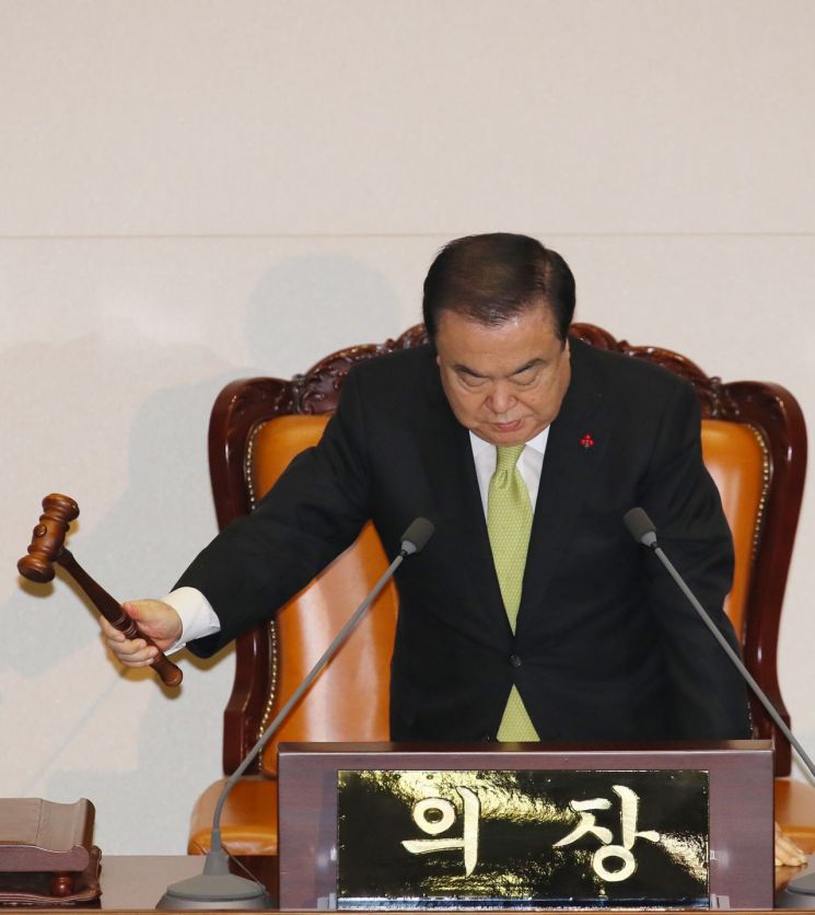 국회, 청해·아크부대 파병 1년 연장안 가결