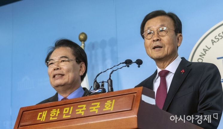원혜영 "정치인은 기득권에 연연하지 않아야...후배들 소임다해주길" 
