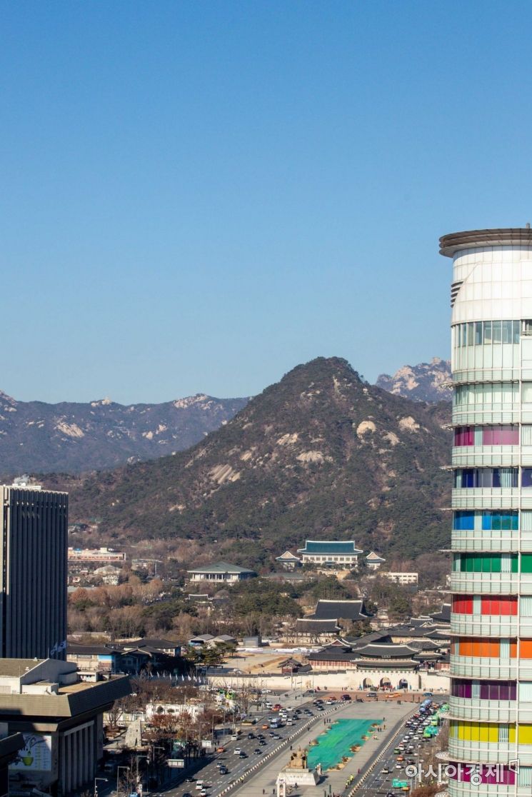 [포토]파란 하늘 드러낸 도심