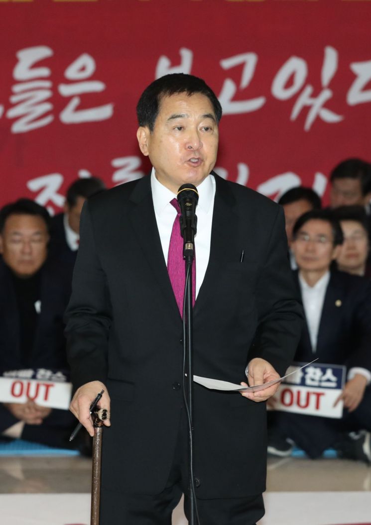 한국당, 본회의 첫 안건부터 필리버스터 신청…3당 회동도 불참